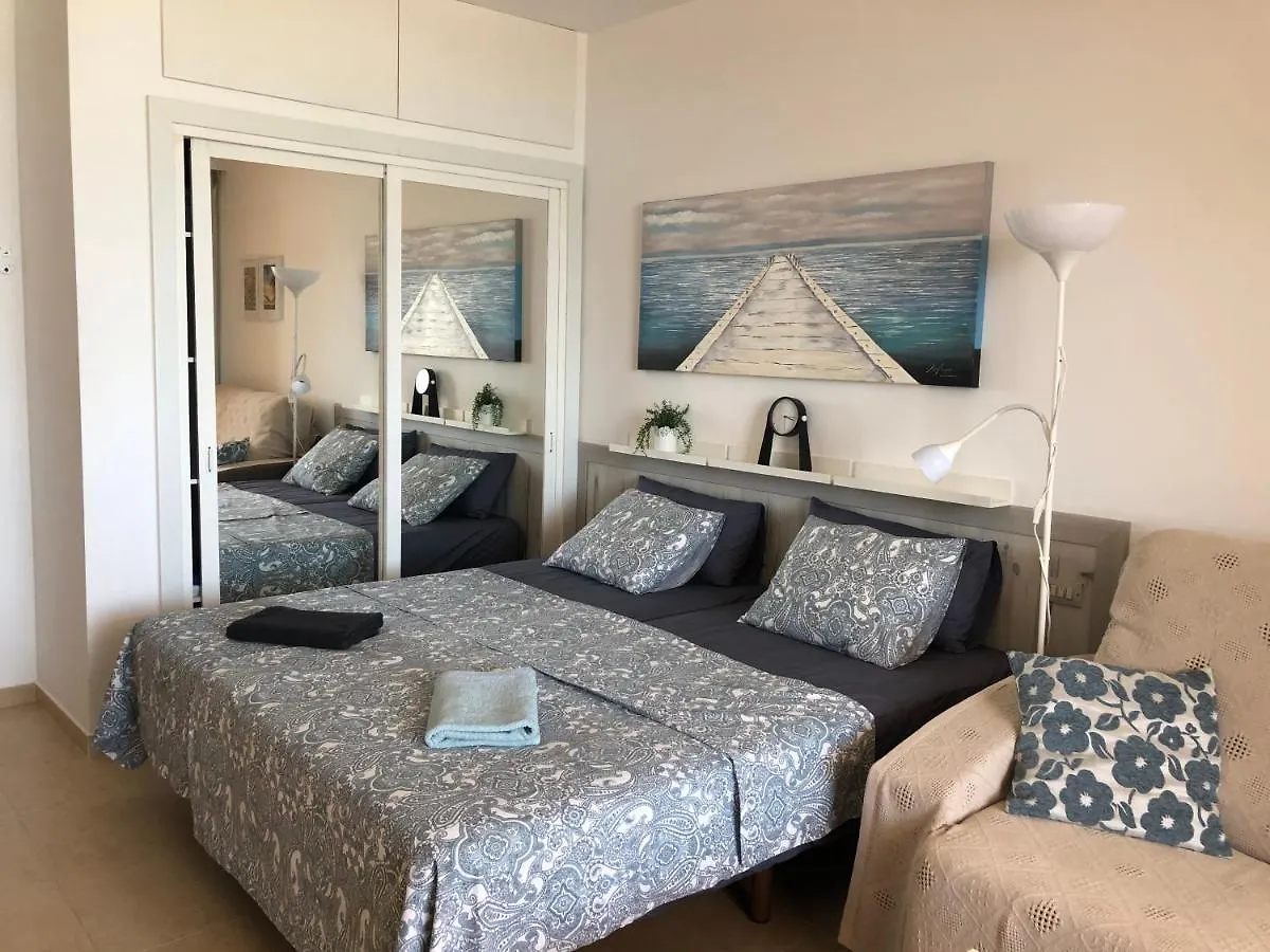 公寓 Apartamento Vista Al Mar Las Palmeras 丰希罗拉 西班牙
